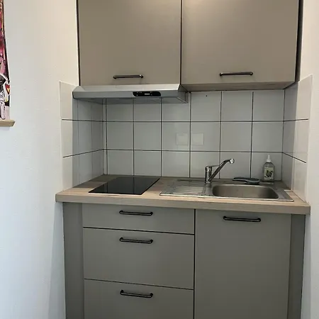 F2 Neuf, Centre Ville, Terrasse, Wifi, Garage En Option *