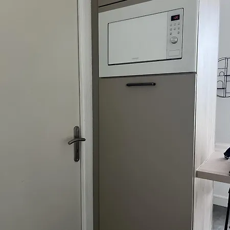 Апартаменты F2 Neuf, Centre Ville, Terrasse, Wifi, Garage En Option