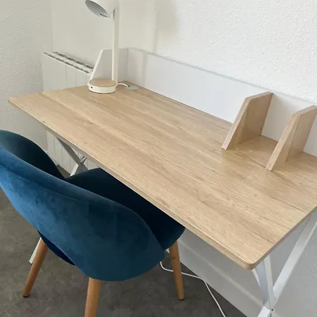 Апартаменты F2 Neuf, Centre Ville, Terrasse, Wifi, Garage En Option Клермон-Ферран