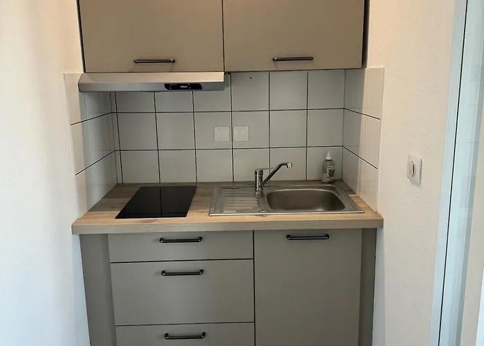 F2 Neuf, Centre Ville, Terrasse, Wifi, Garage En Option Apartamento *