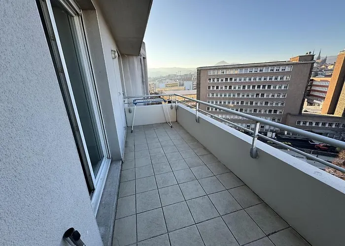 Apartamento F2 Neuf, Centre Ville, Terrasse, Wifi, Garage En Option